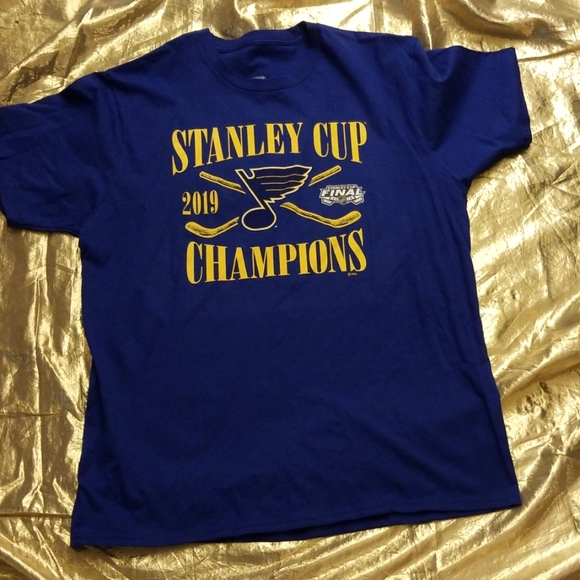 NHL Other - St Louis Blues Stanley Cup Champs Tshirt XL